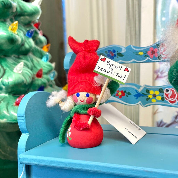 Moxie - Holline Denmark Small Is Beautiful Ornament