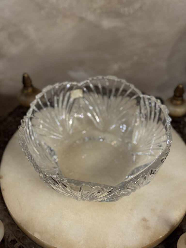 0721 Crystal Shell Bowl