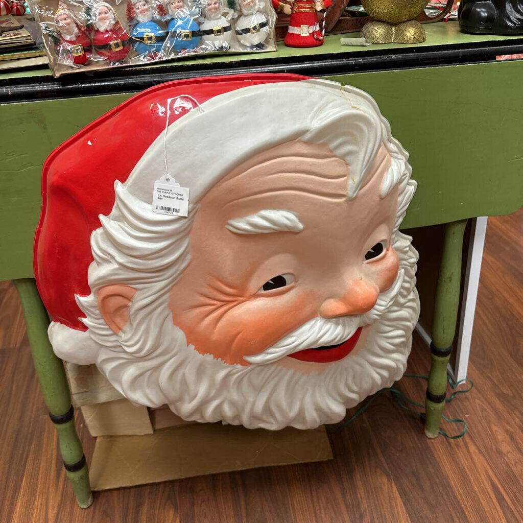 LA Goodman Santa flat back with box IN STORE PICK UP ONLY