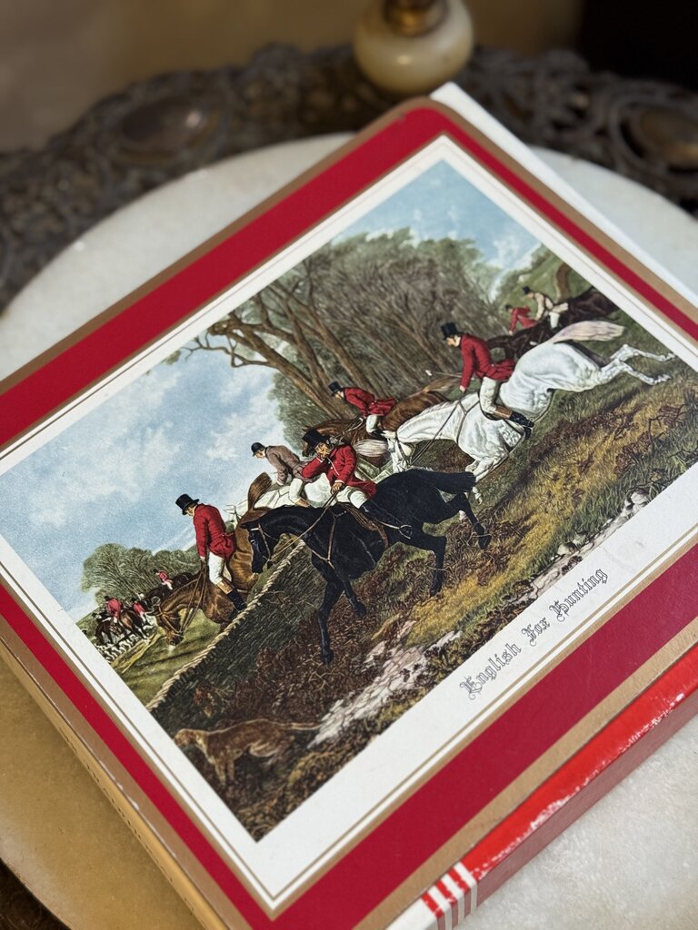 0335 6 Vintage Hunt Scene Place Mats