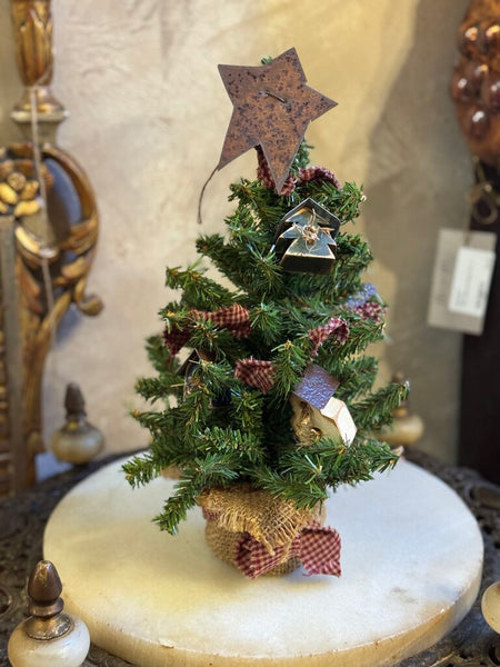 0759 Rustic christmas tree