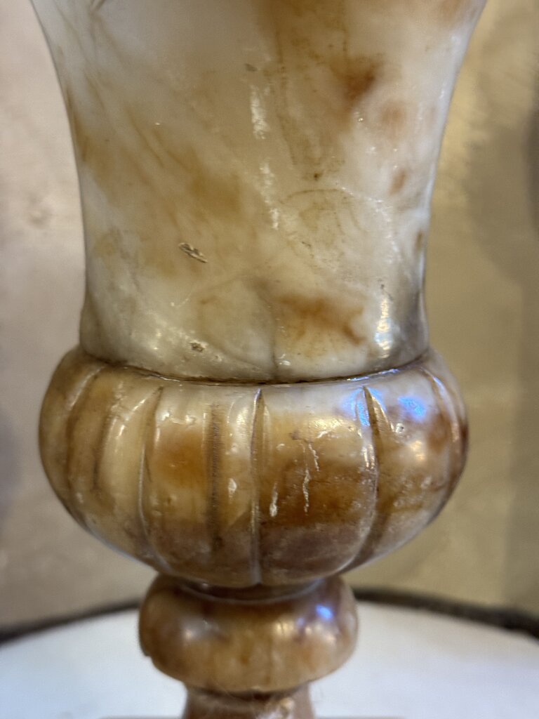 0576 Italian Alabaster Vase
