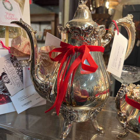 Vintage Wallace Baroque Coffee Pot