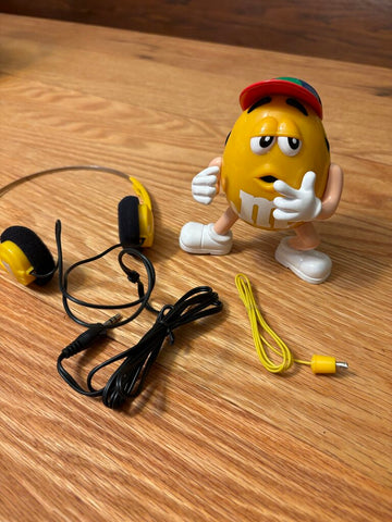Vintage M&M Radio w\headphones