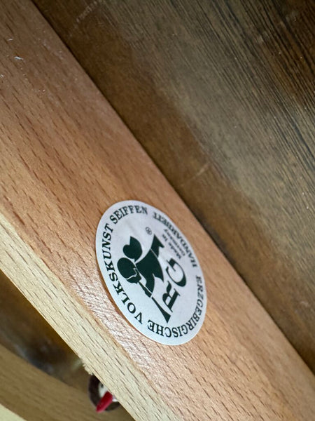 Erzgebirgische volkskunst seiffen made in Germany candleier as found