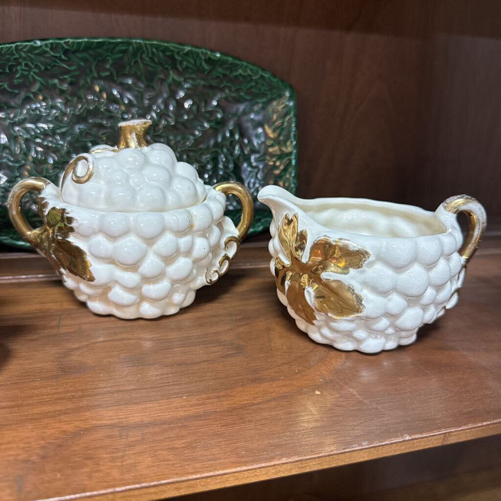 White and Gold Cream and Sugar Set with Gold Leaves H3137