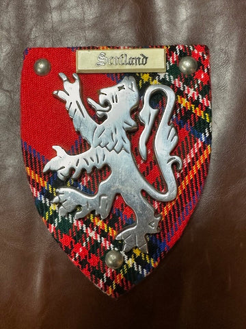 Scottish Scotland Clan Crest Wall Plaque On Red Tartan 5T x 4W