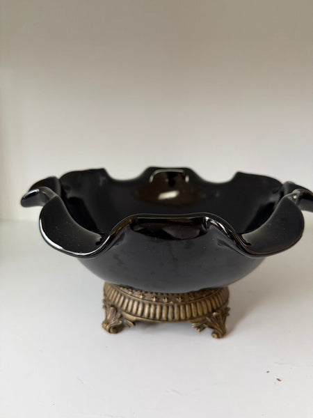 0391 Black Porcelain Ruffled Bowl