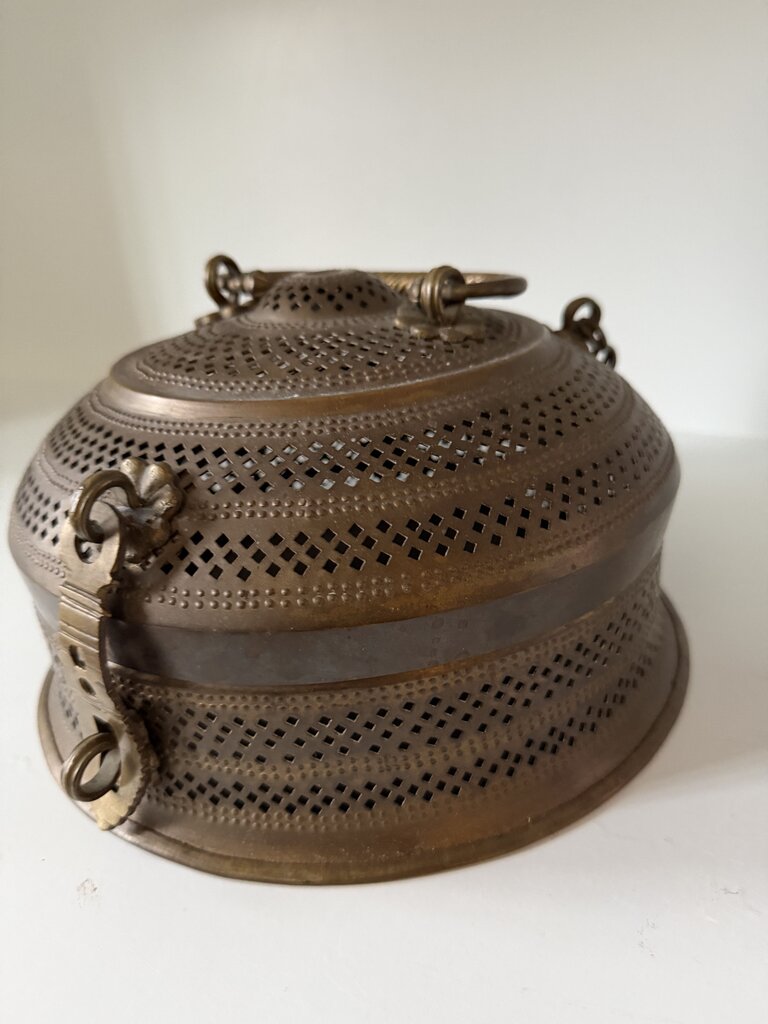 0256 Brass Indian Caged Box