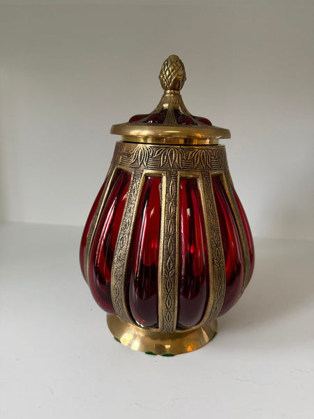 0100 Red Bubble Glass Urn