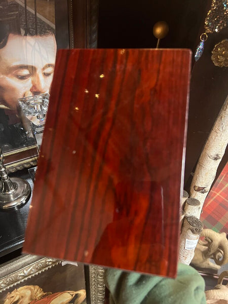 Braid inlaid French horn bookends