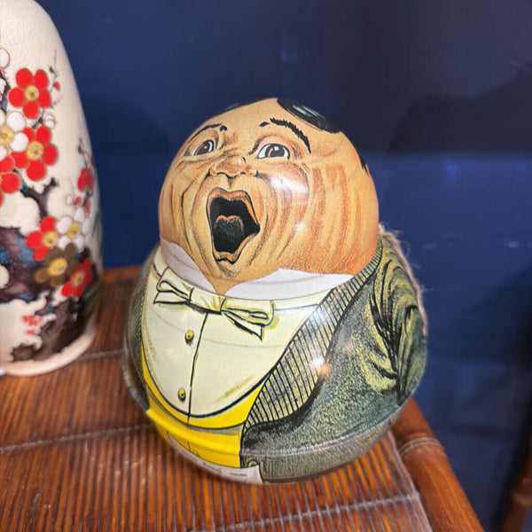 1979 repro "Brownie" tin