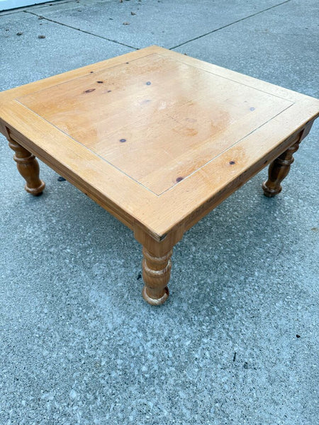 Pine Coffee Table 36x36x18T Pick Up Only