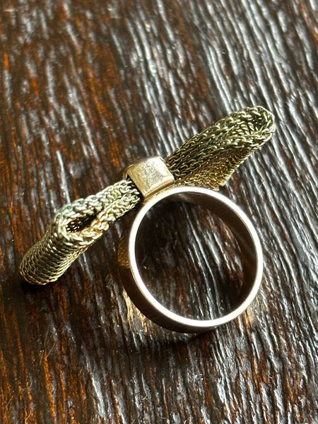 Vintage Brass Look Mesh Bow Ring