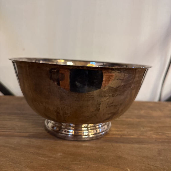 SILVERPLATE FOOTED BOWL 8"W 5"T