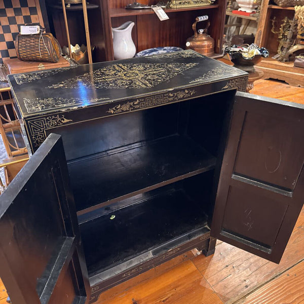 BLACK ASIAN CHEST 23W 30T 11D