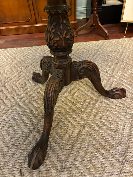 Vintage Pie Crust Table