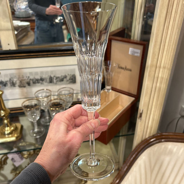 FABULOUS HAND MADE HAND CUT CHAMPAGNE GLASSES MADE IN HUNGRY 24% PBO NEIMAN MARCUS WITH BOX