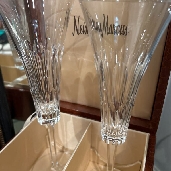 FABULOUS HAND MADE HAND CUT CHAMPAGNE GLASSES MADE IN HUNGRY 24% PBO NEIMAN MARCUS WITH BOX