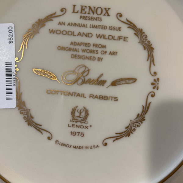 "WOODLAND WILDLIFE" COTTON TAIL RABBITS PLATE 10.5" 1975