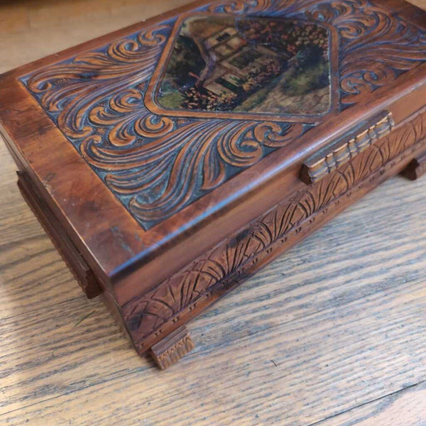Cool Vintage Wooden Cedar Lined Jewelry Box 11x7