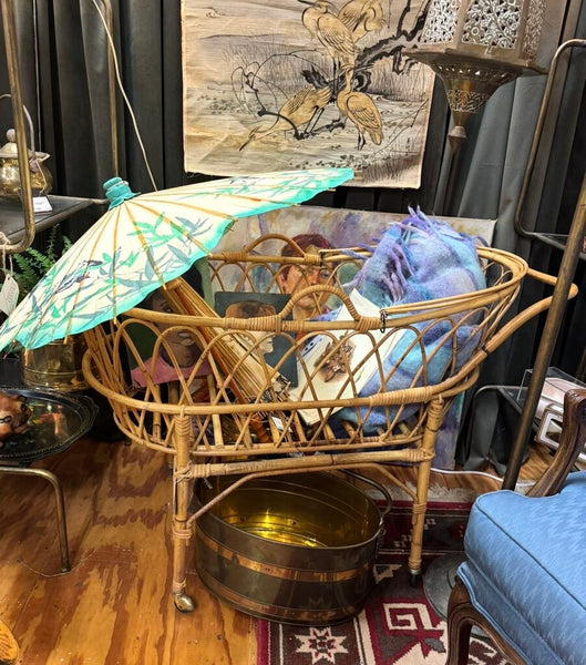 Vintage Rattan Bassinet W2135