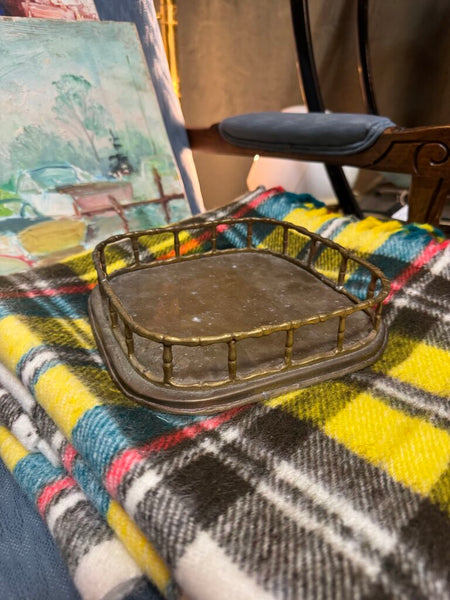 7" Square Brass Tray W2137