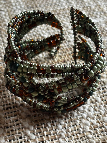Helix Bracelet Twisted Glass Bead Green Brown