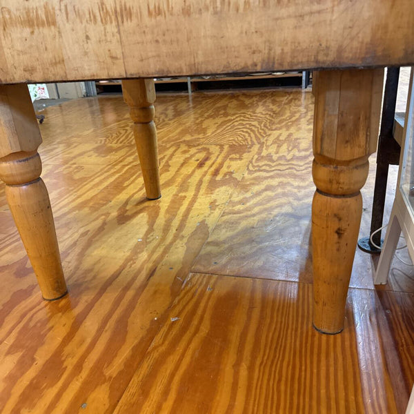 Butchers butcher block / old 30" x 30" x 33" tall ( block itself is 15" thick and solid) legs are removable extremely heavy in store pick up only.