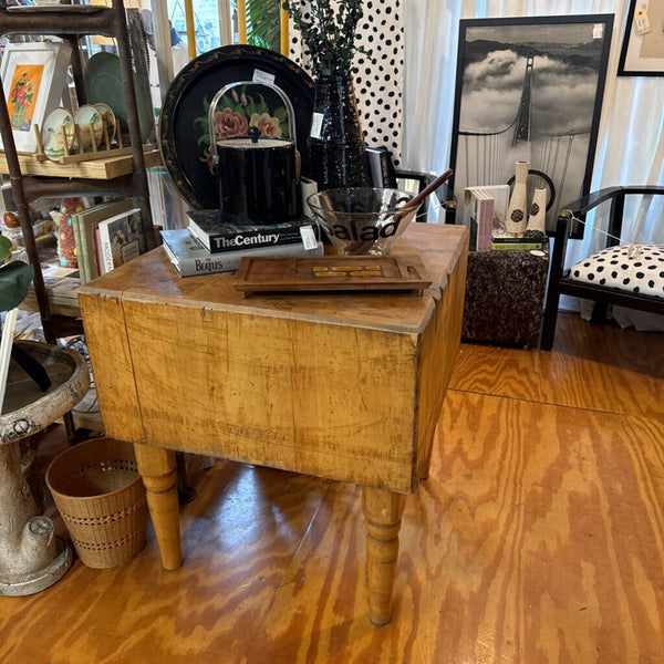 Butchers butcher block / old 30" x 30" x 33" tall ( block itself is 15" thick and solid) legs are removable extremely heavy in store pick up only.