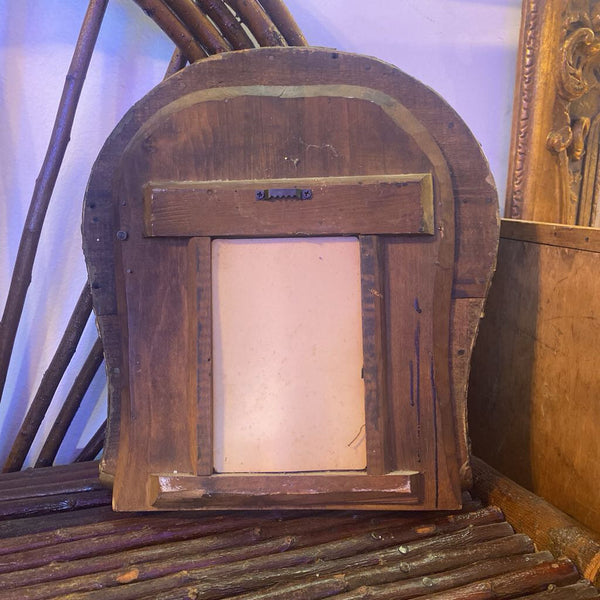Vintage Horse shoe picture frame