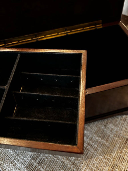The Bombay Company Inc. Wood Jewelry Box No Key 1992