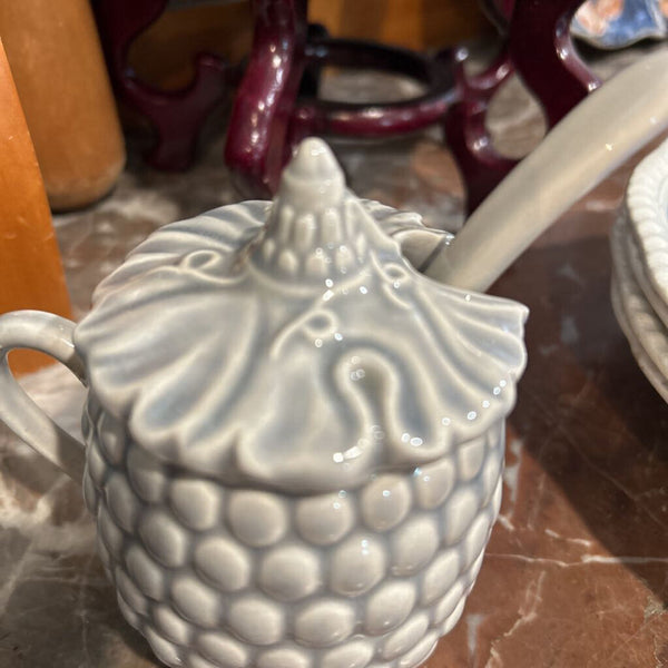 PORCELAIN JAM/HONEY POT