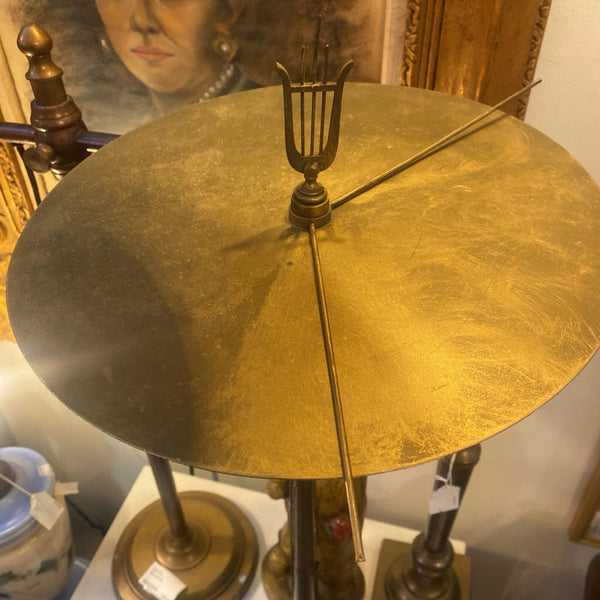 Brass horn lamp