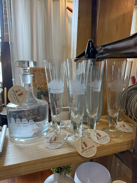 Pair of Pilsner glasses (2) etched ship