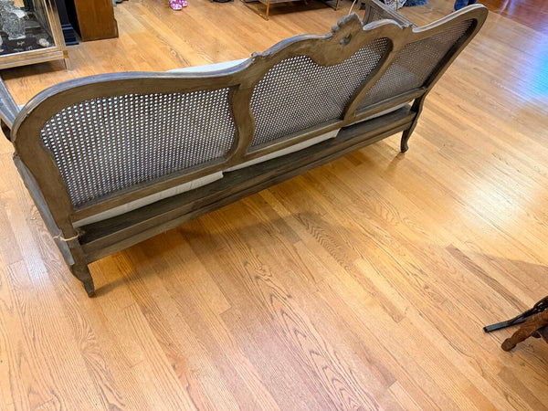 VIONTAGE SOFA 28W 36T 78L FIRM IN STORE PICK UP ONLY