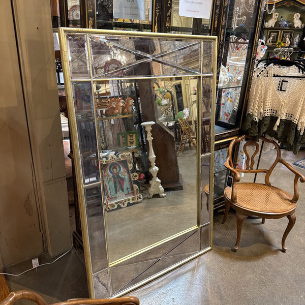 LARGE MIRROR IN STORE PICK UP ONLY 39X60