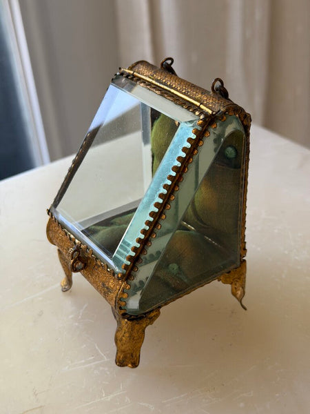 2374 Antique French Green Silk Pocket Watch/Jewelry Display Case