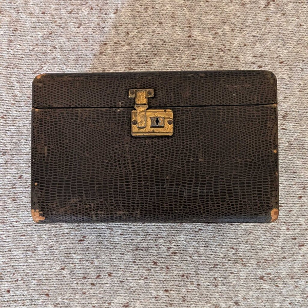 VTG Art Deco Train Case