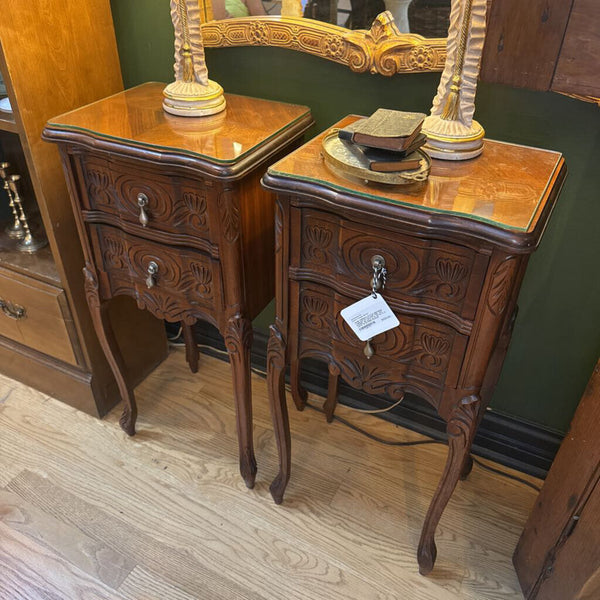 PAIR FRENCH STYLE BEDSIDE TABLES W/ GLASS TOP, AS FOUND. 29 1/4"H X 14 1/2"W X 11 1/2"D, IN STORE PICKUP