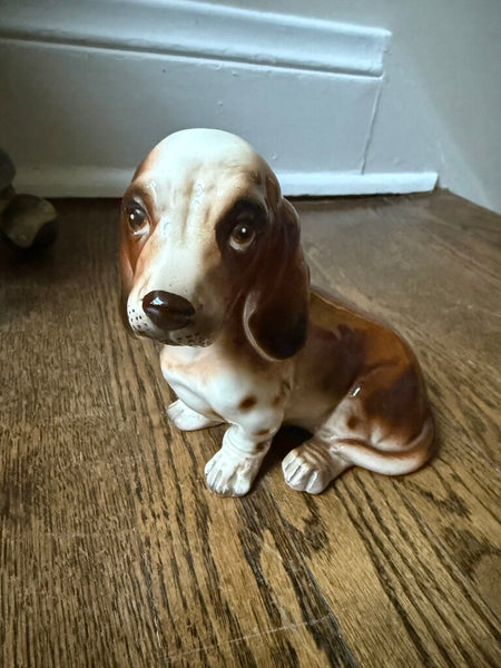 Bassett Hound Statue 6" tall W2279