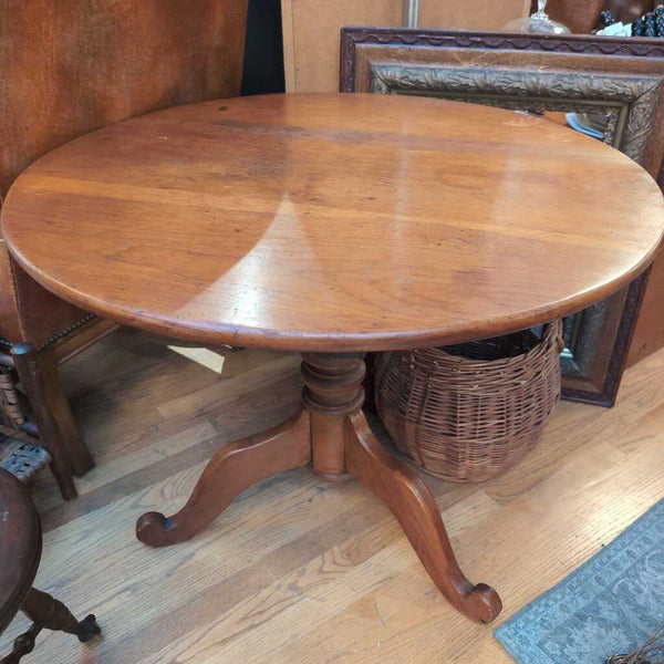 Beautiful Rustic Antique Pine Tilt Table with Tripod Legs 36 Dx27H IN STORE PICKUP