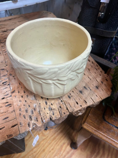 Vintage Pottery Plant Pot~ 8" w x 7" t