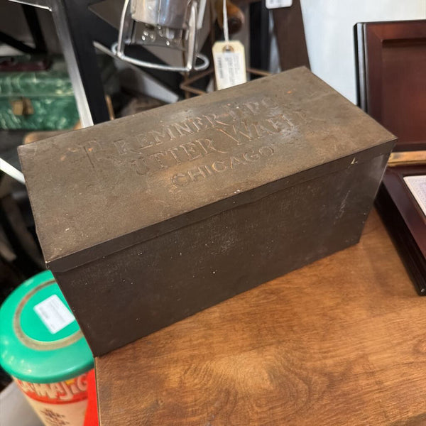 Vintage Bremner Buicuit Tin box