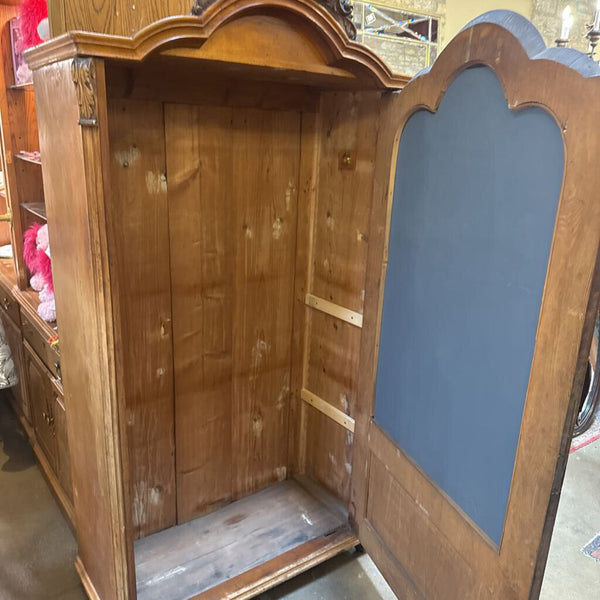 FRENCH PROVINCIAL ARMOIRE 78T 38W 18D IN STORE PICK UP ONLY