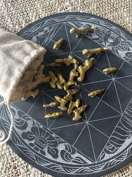 Slate Stone Bagh Chal Moving Tigers Nepal Boardgame and Pieces