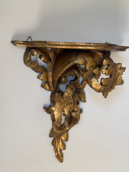 1511 Florentine Wood Gilded Wall Shelf