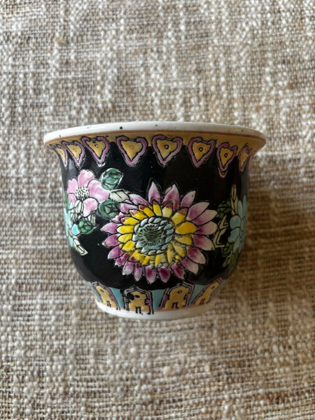 Vtg Chinese Famille Noire Black Daisy Floral Porcelain Cachepot