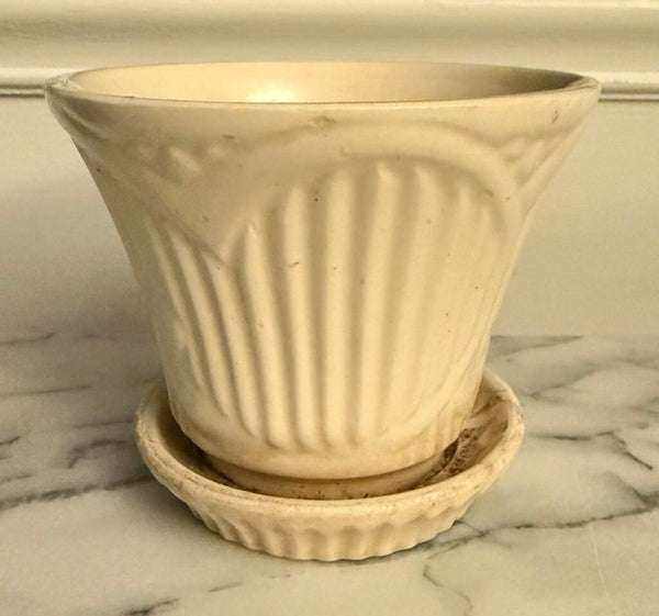 White Planter Pottery 5" tall x 6" diam W2313