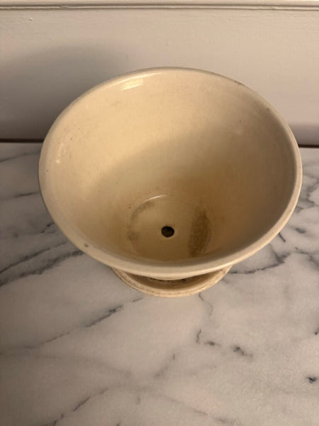 White Planter Pottery 5" tall x 6" diam W2313